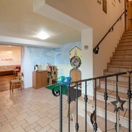 Albergo Pensione Serenetta Varena Exteriér fotografie